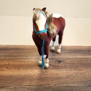 American Girl Horse Doll Brown White Chestnut Hair Blue 2012